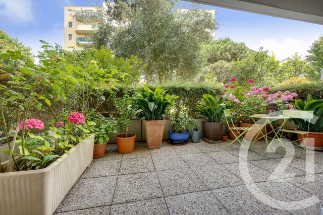 Appartement F1 à vendre - 1 pièce - 31.0 m2 - MONTROUGE - 92 - ILE-DE-FRANCE - Century 21 Côté Mairie