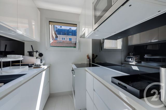 Appartement F2 à vendre - 2 pièces - 44.66 m2 - MONTROUGE - 92 - ILE-DE-FRANCE - Century 21 Côté Mairie