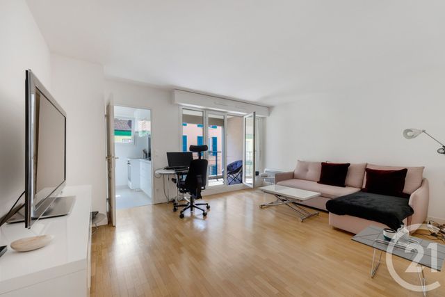 Appartement F2 à vendre - 2 pièces - 44.66 m2 - MONTROUGE - 92 - ILE-DE-FRANCE - Century 21 Côté Mairie