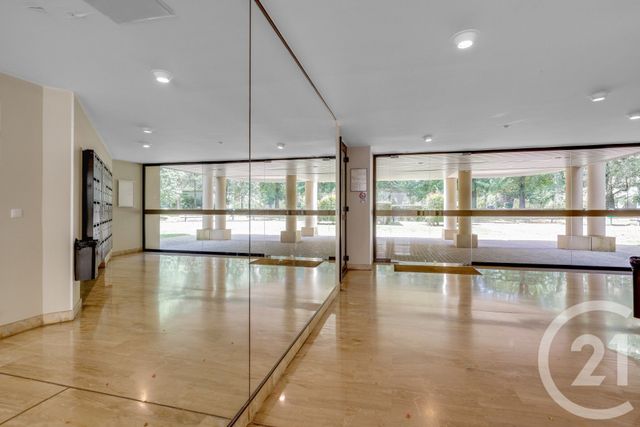 Appartement F1 à vendre - 1 pièce - 32.89 m2 - MONTROUGE - 92 - ILE-DE-FRANCE - Century 21 Côté Mairie