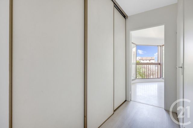 Appartement F1 à vendre - 1 pièce - 32.89 m2 - MONTROUGE - 92 - ILE-DE-FRANCE - Century 21 Côté Mairie