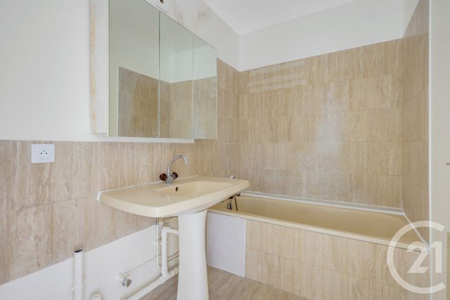 Appartement F1 à vendre - 1 pièce - 32.89 m2 - MONTROUGE - 92 - ILE-DE-FRANCE - Century 21 Côté Mairie
