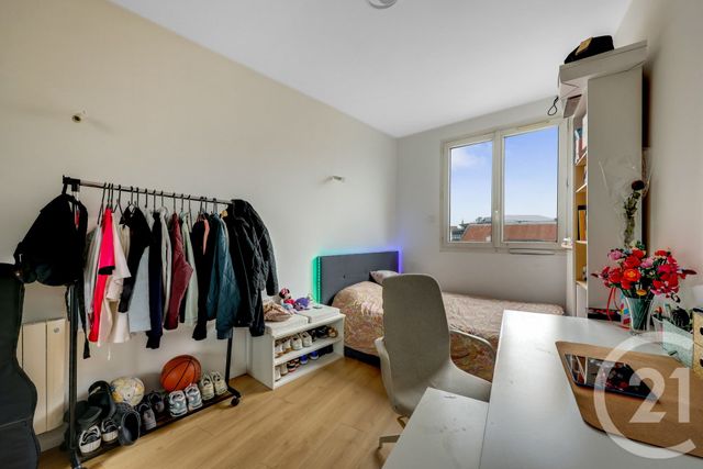 Appartement F3 à vendre - 3 pièces - 62.74 m2 - ARCUEIL - 94 - ILE-DE-FRANCE - Century 21 Côté Mairie