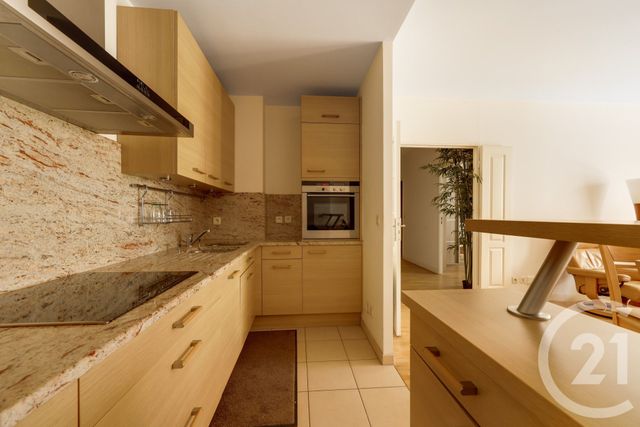 Appartement F3 à vendre - 3 pièces - 66.76 m2 - MONTROUGE - 92 - ILE-DE-FRANCE - Century 21 Côté Mairie