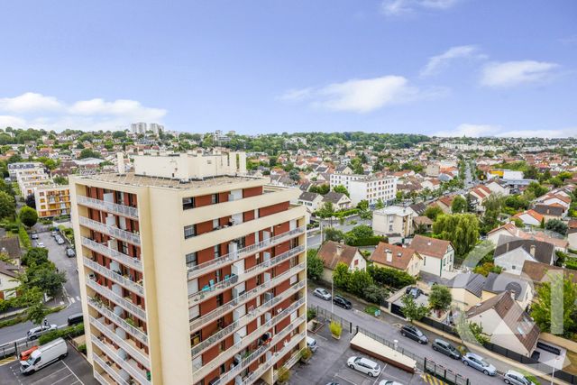 Appartement F3 à vendre - 3 pièces - 69.87 m2 - CACHAN - 94 - ILE-DE-FRANCE - Century 21 Côté Mairie