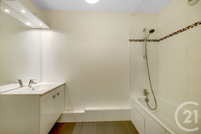 Appartement F3 à vendre - 3 pièces - 61.21 m2 - ARCUEIL - 94 - ILE-DE-FRANCE - Century 21 Côté Mairie