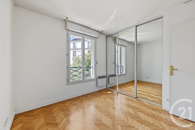 Appartement F3 à vendre - 3 pièces - 65.44 m2 - MONTROUGE - 92 - ILE-DE-FRANCE - Century 21 Côté Mairie
