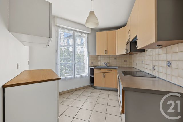 Appartement F3 à vendre - 3 pièces - 65.44 m2 - MONTROUGE - 92 - ILE-DE-FRANCE - Century 21 Côté Mairie