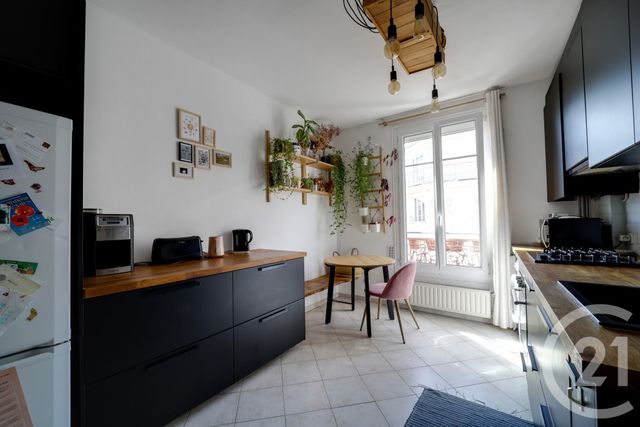Appartement F2 à vendre - 2 pièces - 58.73 m2 - MONTROUGE - 92 - ILE-DE-FRANCE - Century 21 Côté Mairie