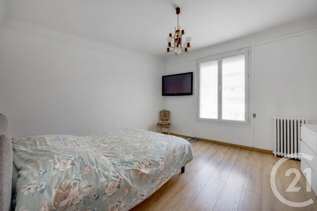 Appartement F3 à vendre - 4 pièces - 101.0 m2 - MONTROUGE - 92 - ILE-DE-FRANCE - Century 21 Côté Mairie