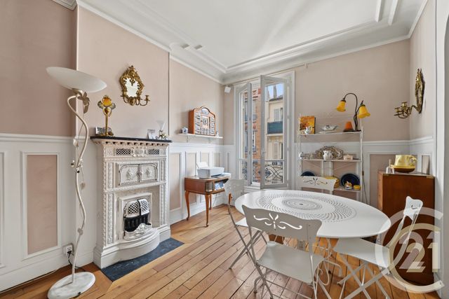 Appartement F3 à vendre - 3 pièces - 48.32 m2 - MONTROUGE - 92 - ILE-DE-FRANCE - Century 21 Côté Mairie
