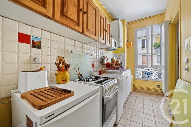 Appartement F3 à vendre - 3 pièces - 48.32 m2 - MONTROUGE - 92 - ILE-DE-FRANCE - Century 21 Côté Mairie
