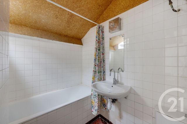 Appartement F1 à vendre - 1 pièce - 25.43 m2 - MONTROUGE - 92 - ILE-DE-FRANCE - Century 21 Côté Mairie