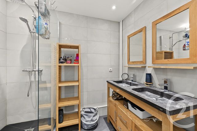 Appartement à vendre - 2 pièces - 51.98 m2 - PARIS - 75012 - ILE-DE-FRANCE - Century 21 Côté Mairie
