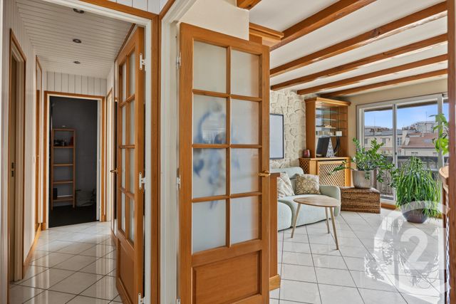 Appartement à vendre - 2 pièces - 51.98 m2 - PARIS - 75012 - ILE-DE-FRANCE - Century 21 Côté Mairie