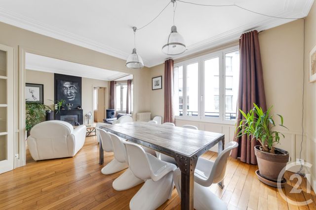 Afficher la photo en grand Appartement F4 à vendre - 4 pièces - 81.59 m2 - MONTROUGE - 92 - ILE-DE-FRANCE - Century 21 Côté Mairie