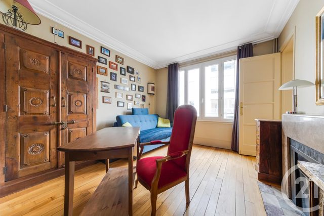 Afficher la photo en grand Appartement F4 à vendre - 4 pièces - 81.59 m2 - MONTROUGE - 92 - ILE-DE-FRANCE - Century 21 Côté Mairie