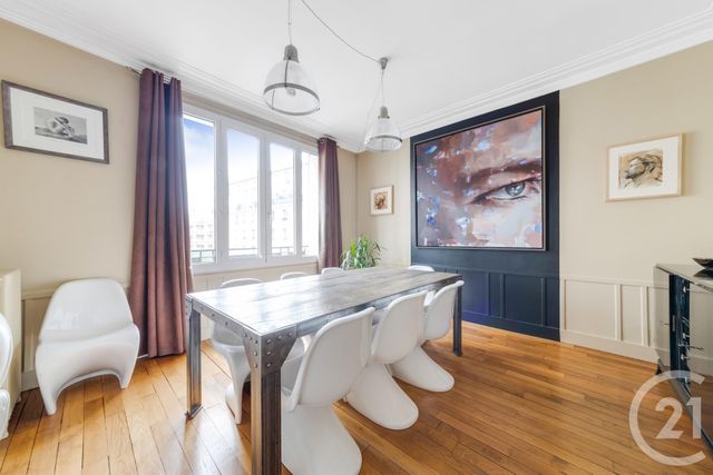 Afficher la photo en grand Appartement F4 à vendre - 4 pièces - 81.59 m2 - MONTROUGE - 92 - ILE-DE-FRANCE - Century 21 Côté Mairie