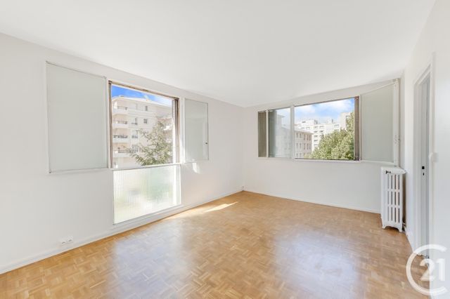 Appartement F3 à vendre - 3 pièces - 51.0 m2 - MONTROUGE - 92 - ILE-DE-FRANCE - Century 21 Côté Mairie